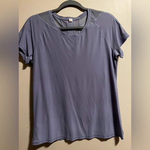 purple lululemon workout top! - Picture 3 of 5